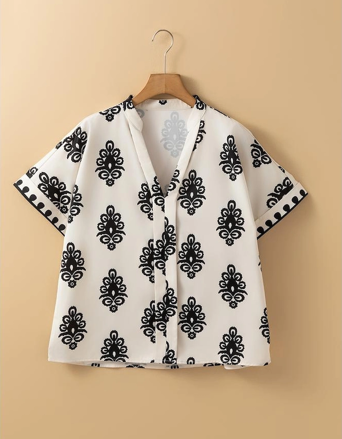 Black Geometric Print Short Sleeve V Neck Blouse
