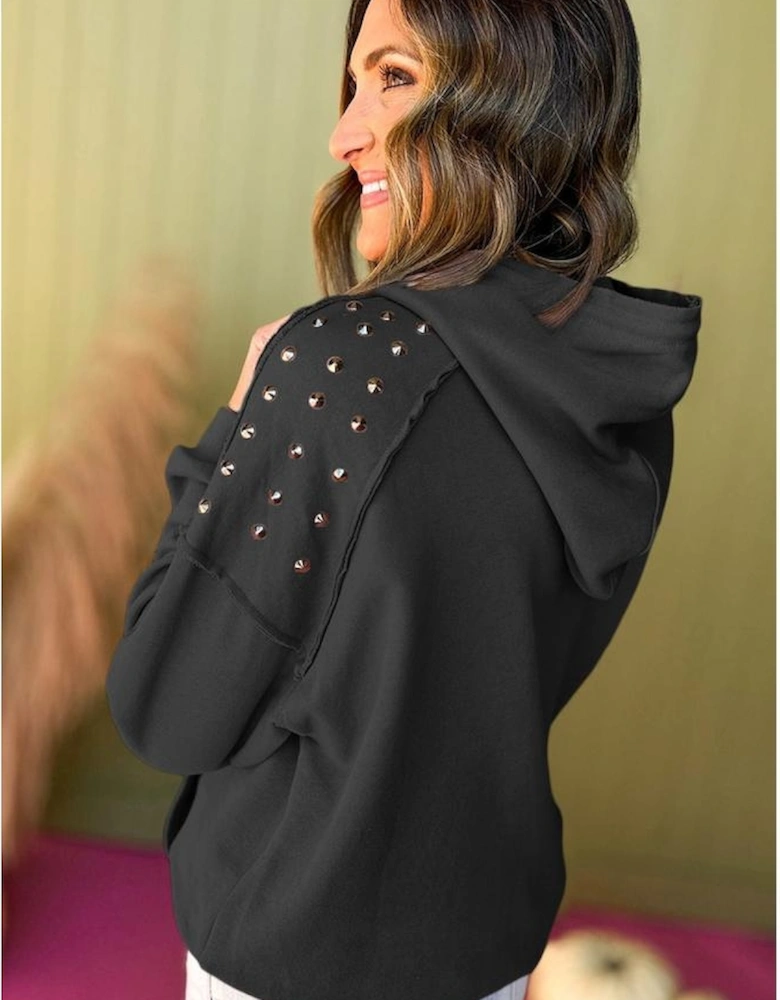 Black Solid Color Rivet Stud Raglan Sleeve Hoodie with Pocket