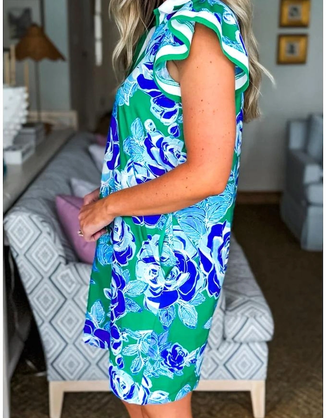 Bright Green Contrast Floral Print Collared V Neckline Ruffled Cap Sleeve Shift Dress with Pockets