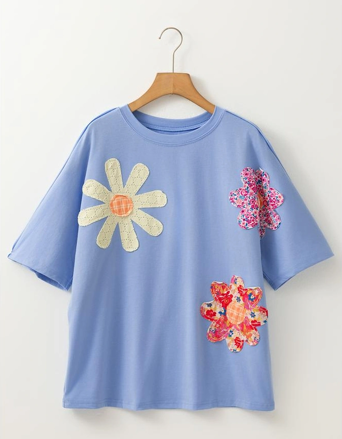 Sky Blue Flower Patched Exposed Stitching Trim Crew Neck Loose Tee
