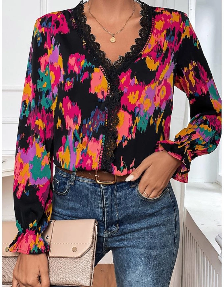 Azura Exchange Black Abstract Printed Flounce Sleeve Lace V-Neck Blouse