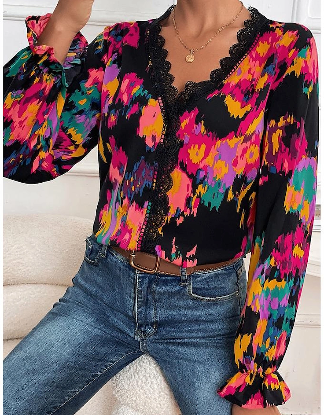 Azura Exchange Black Abstract Printed Flounce Sleeve Lace V-Neck Blouse