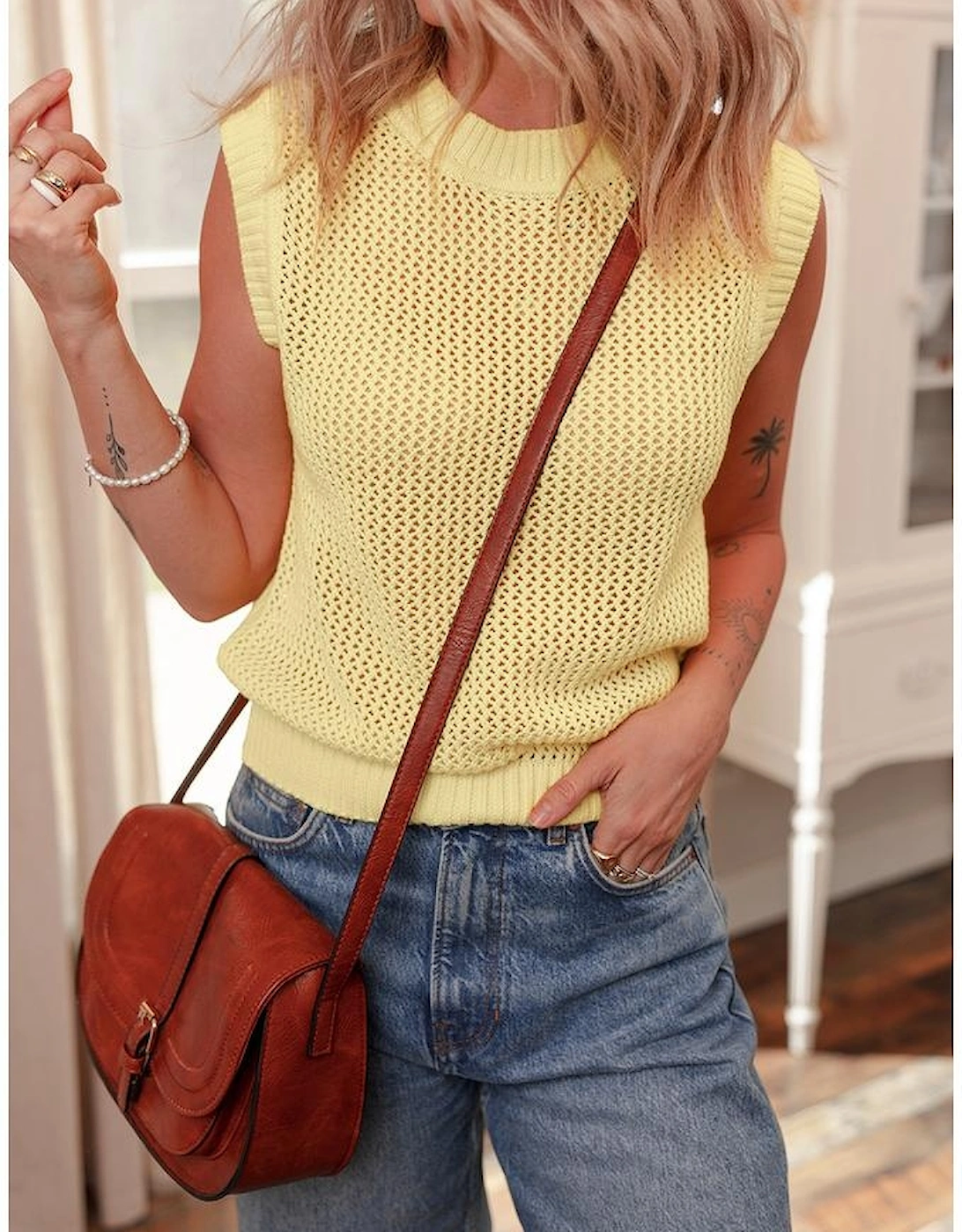 Yellow Solid Color Hollowed Knit Round Neck Sweater Vest