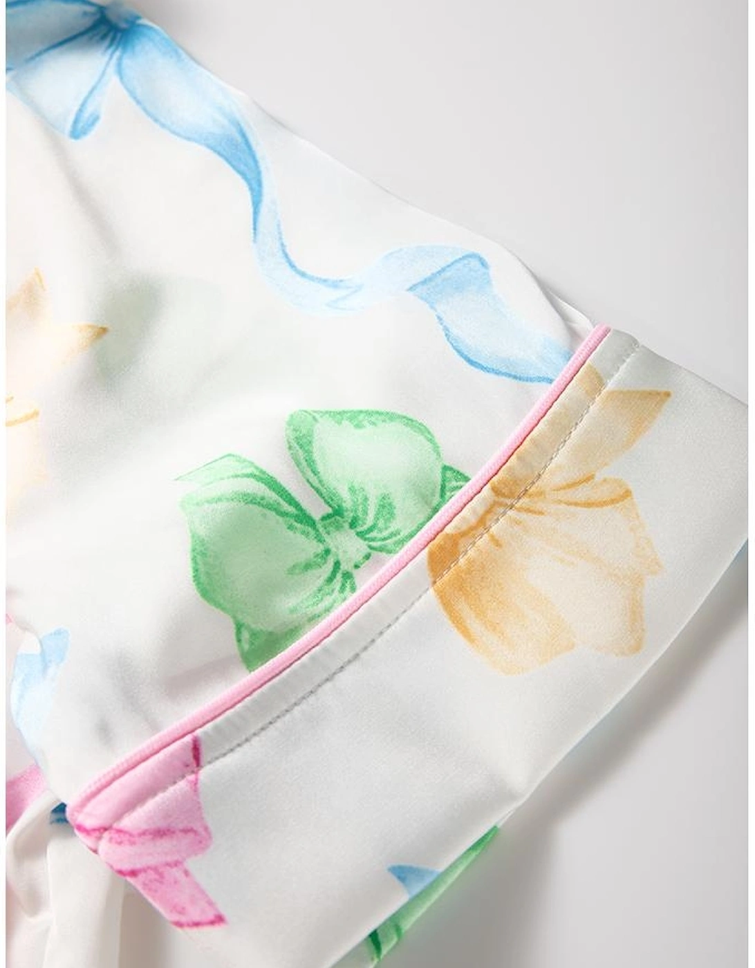 White Bowknot Print Buttoned Shirt High Waist Shorts Pajama Set