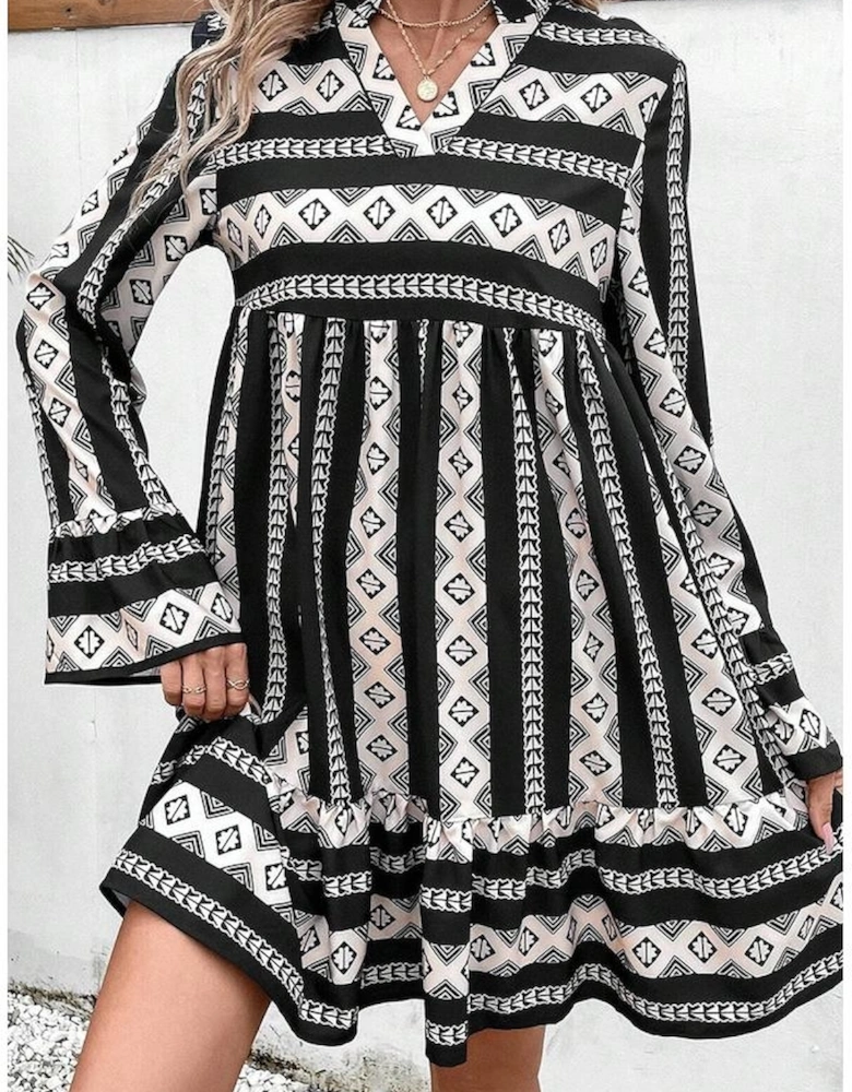 Black Boho Geometric Printed Flared Long Sleeve Mini Dress