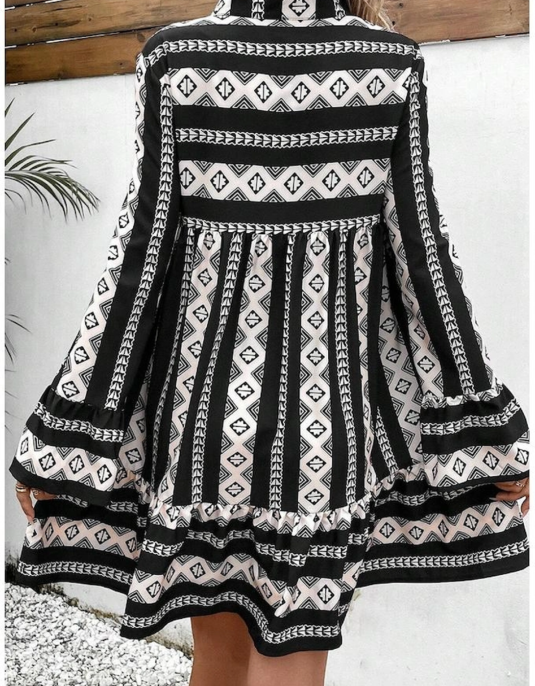 Black Boho Geometric Printed Flared Long Sleeve Mini Dress