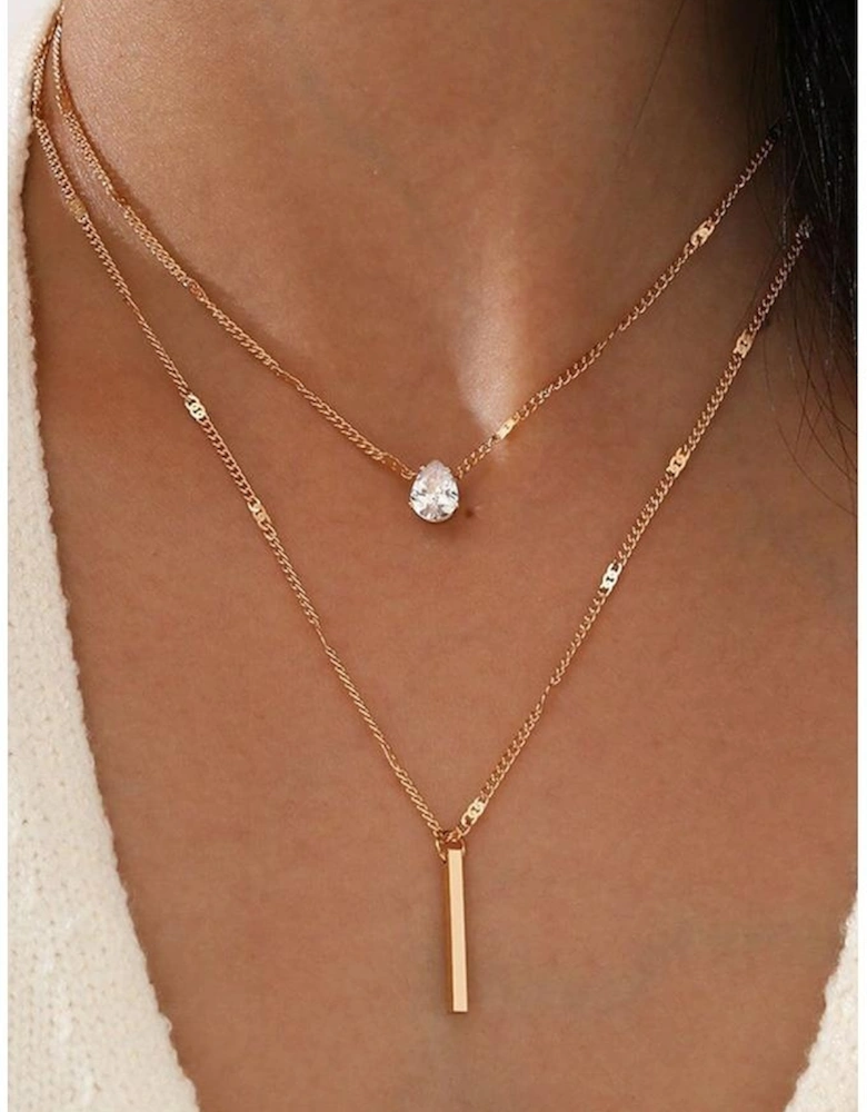 Gold Layered Rhinestone Pendant Necklace