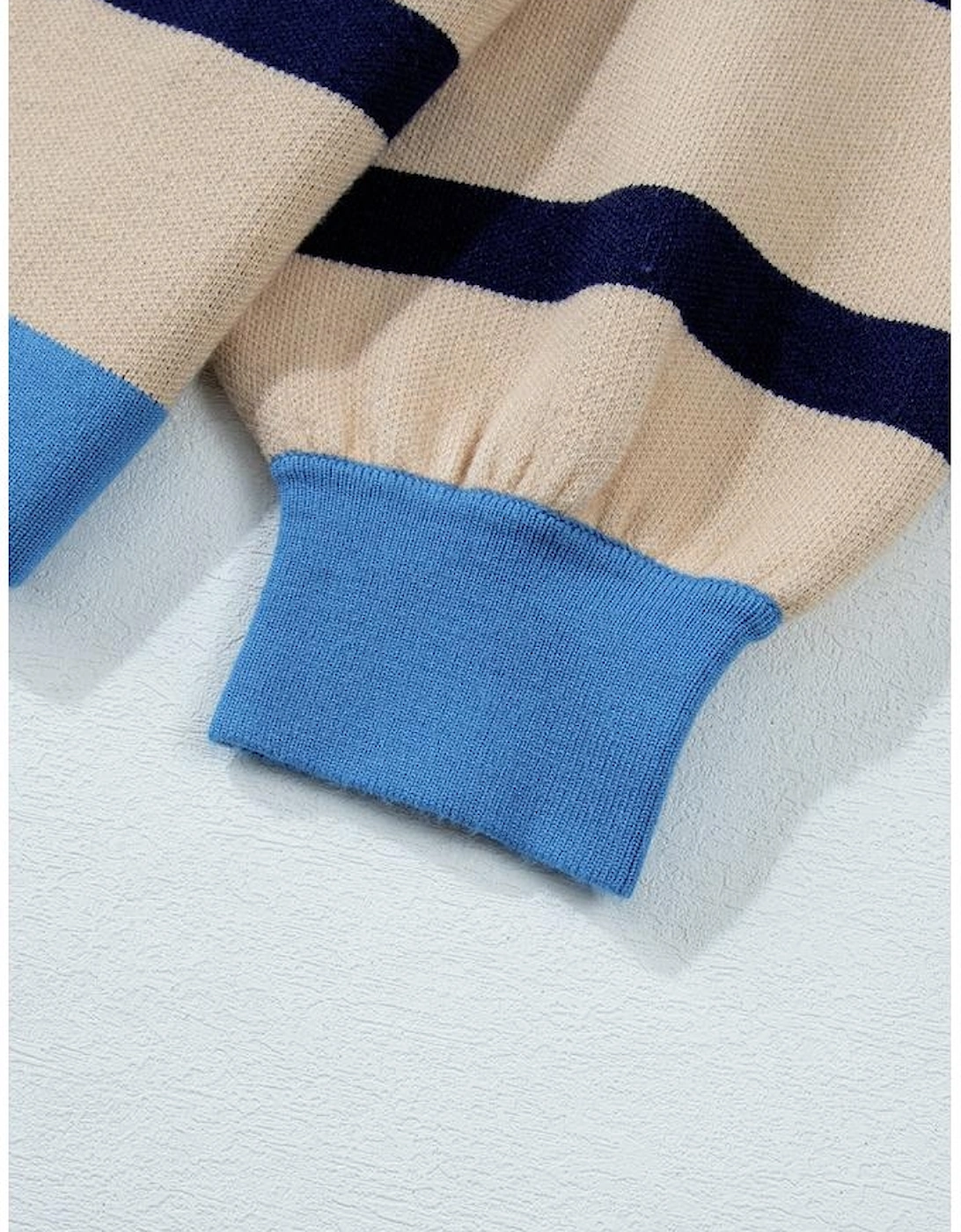 White Colorblock Drop Shoulder Buttoned Loose Cardigan