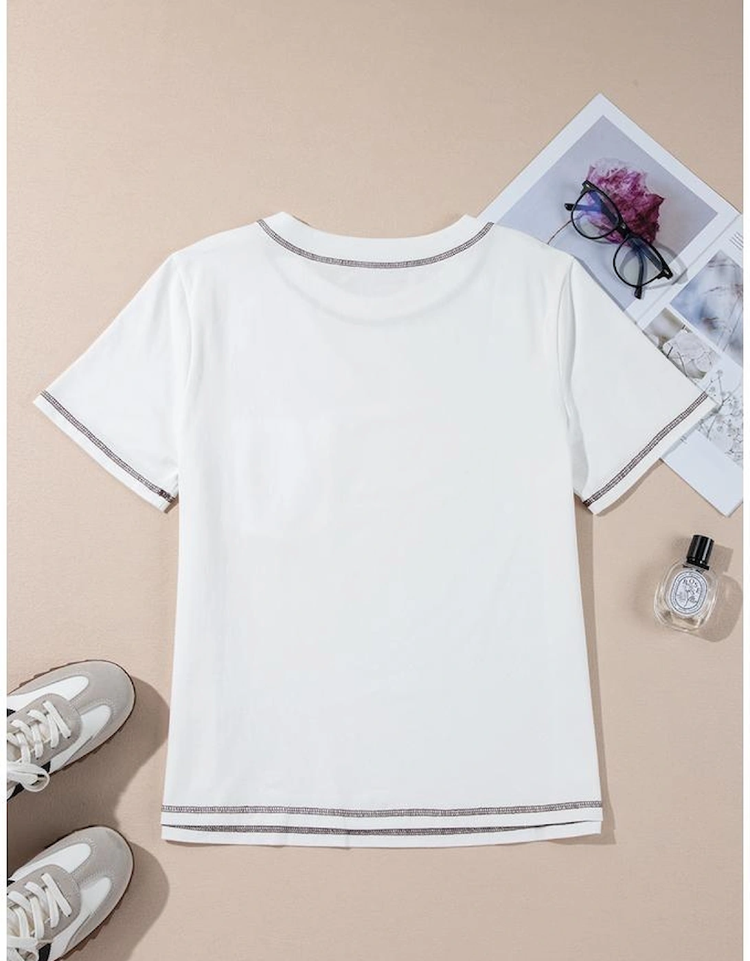 White RODEO Horseshoe Embroidered Patch Pocket T Shirt