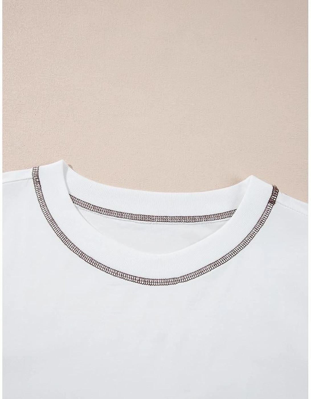 White RODEO Horseshoe Embroidered Patch Pocket T Shirt