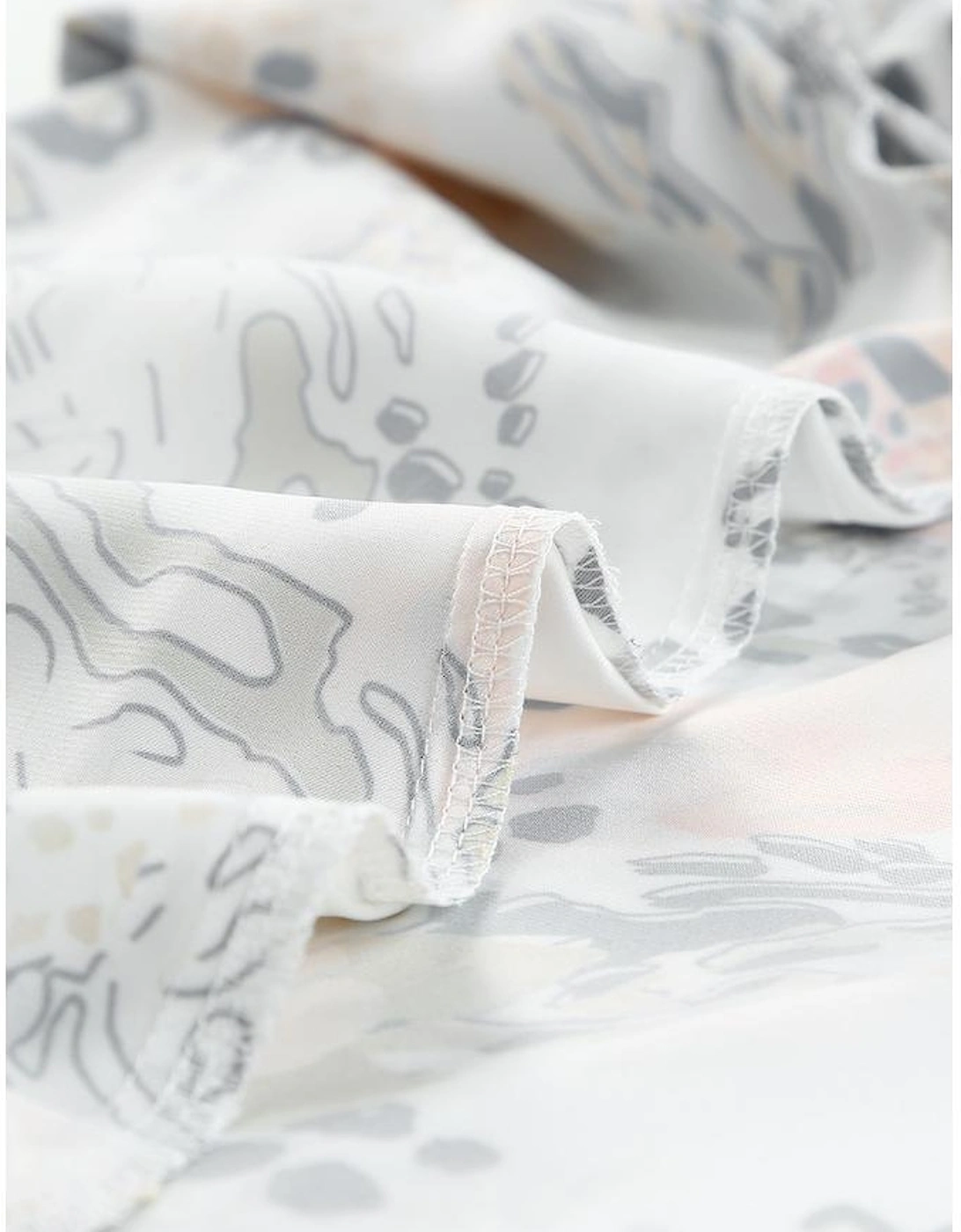 Gold Leopard Floral Print Split Neck Puff Sleeve Blouse