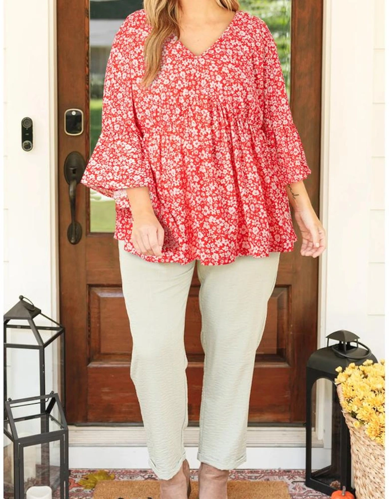 Red Plus Size Floral V Neck Flared Bracelet Sleeve Blouse