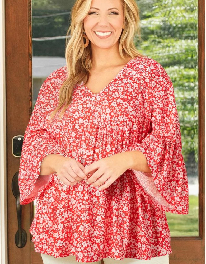 Red Plus Size Floral V Neck Flared Bracelet Sleeve Blouse