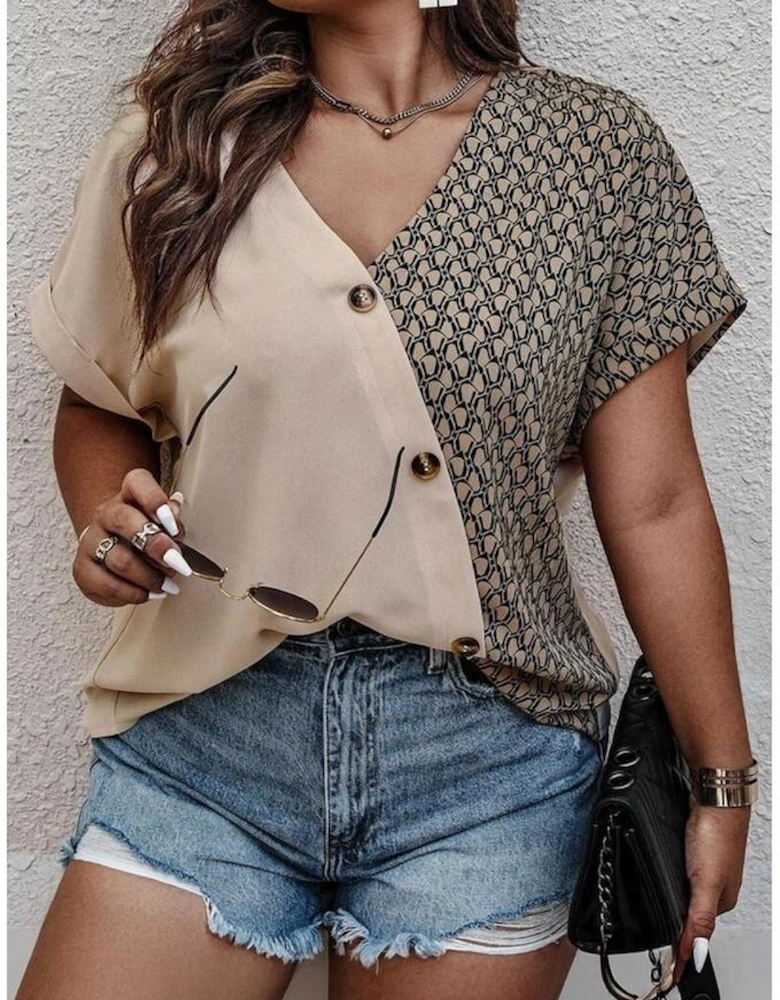 Oatmeal Contrast Geometric Print Patchwork V Neck Short Sleeve Plus Size Top