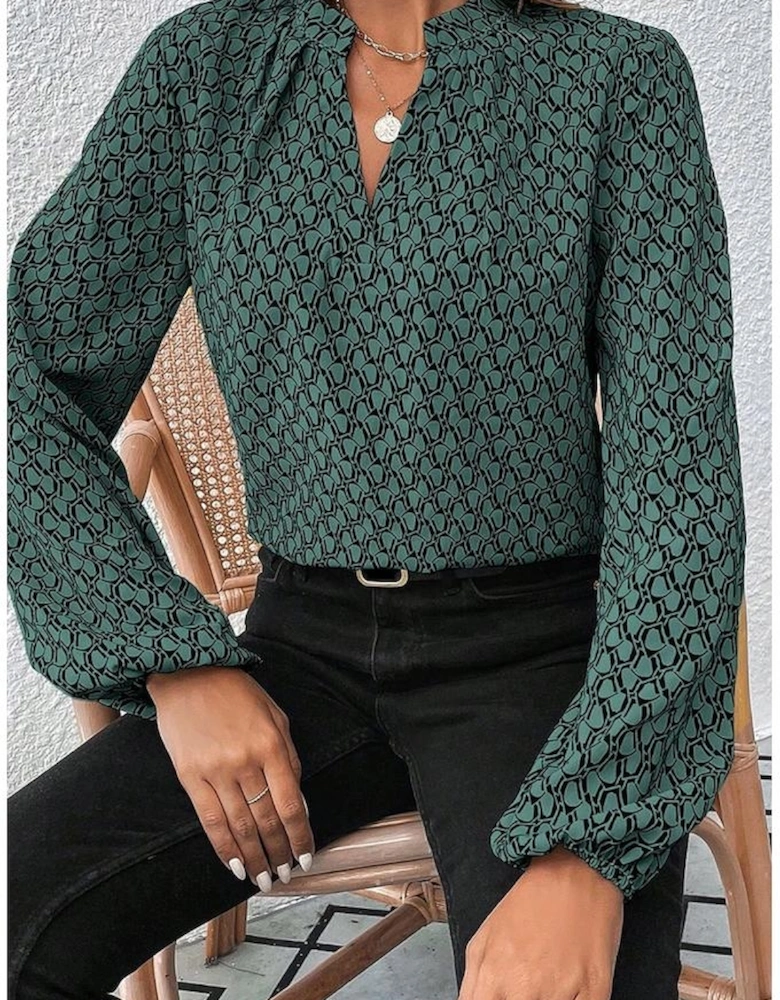 Green Geometric Print Notched Neck Puff Sleeve Blouse