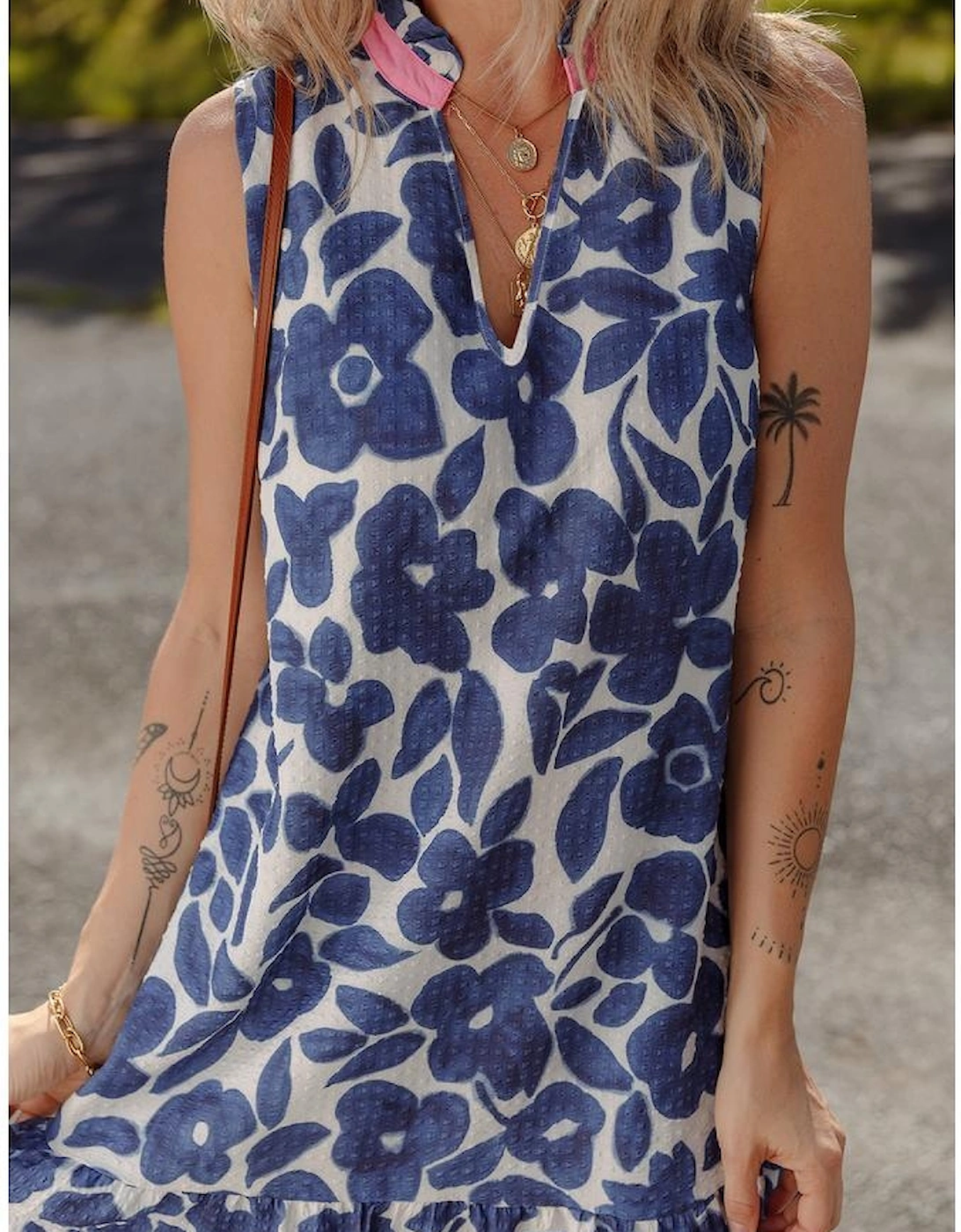 Blue Floral Sleeveless Colorblock Notched V Neck Mini Dress