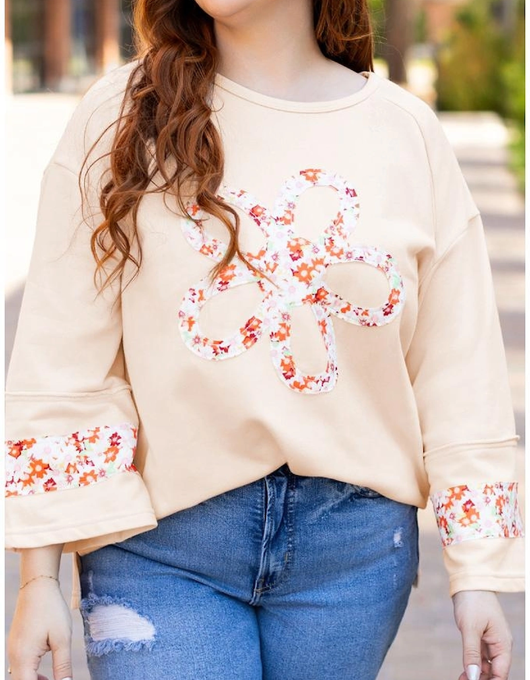 Beige Plus Size Flower Patched Side Slits Crewneck Top