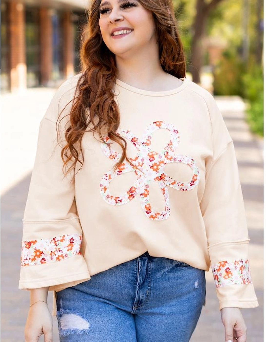 Beige Plus Size Flower Patched Side Slits Crewneck Top