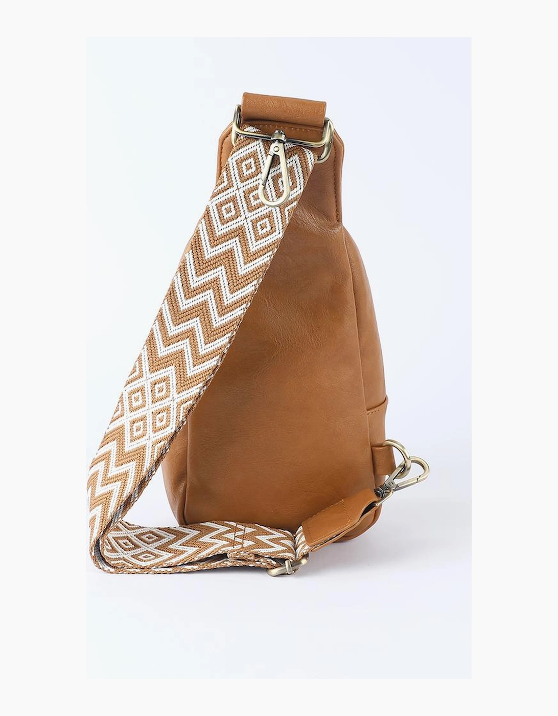 Azura Exchange Brown Faux Leather Zipped Crossbody Chest Bag, 2 of 1