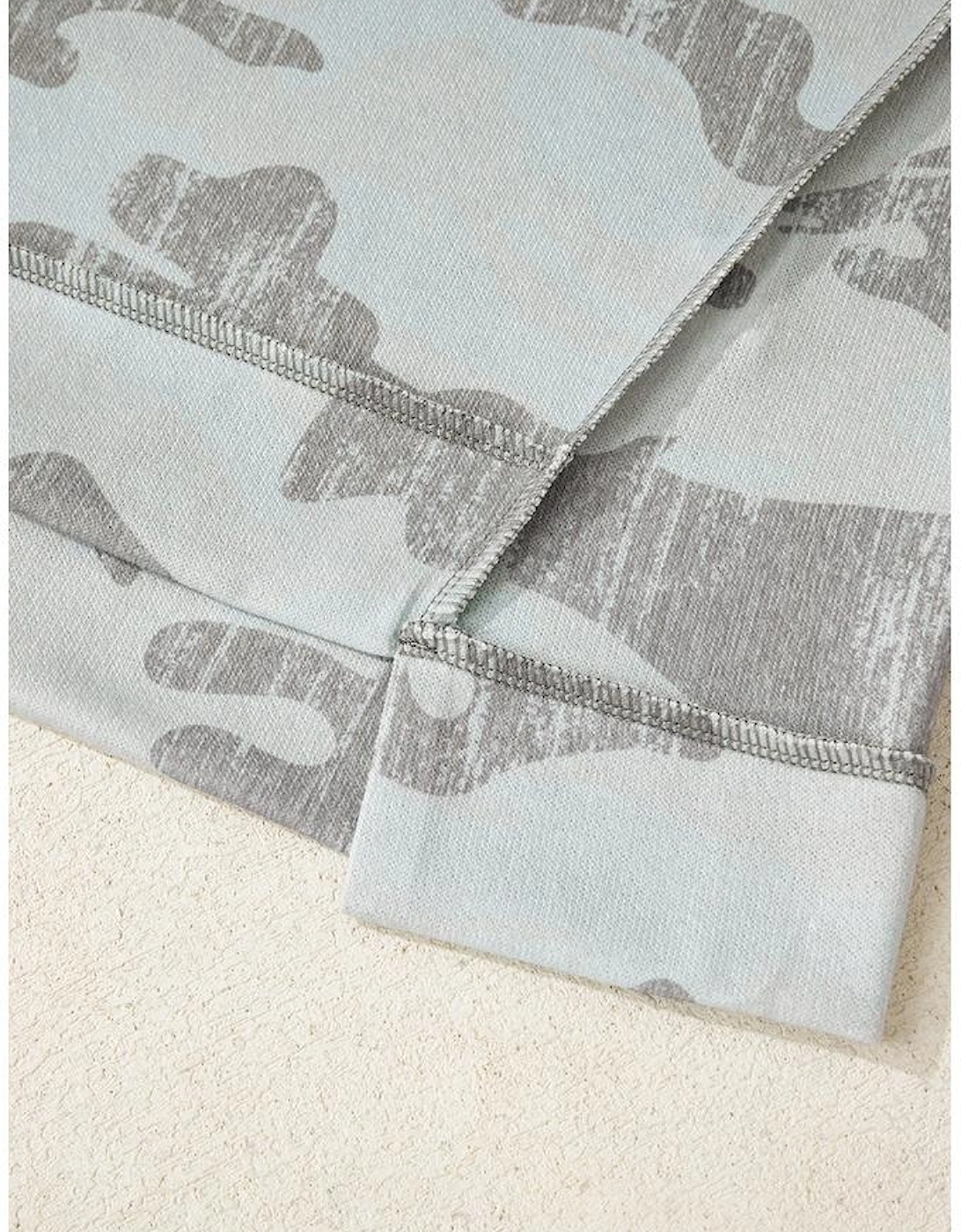 Multicolour Retro Camouflage Print Exposed Seam Patchwork Drop Shoulder Sweatshirt