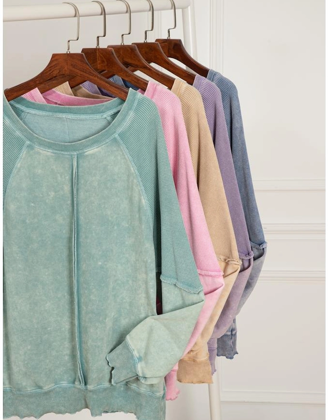 Orchid Petal Solid Waffle Knit Patchwork Raglan Sleeve Sweatshirt