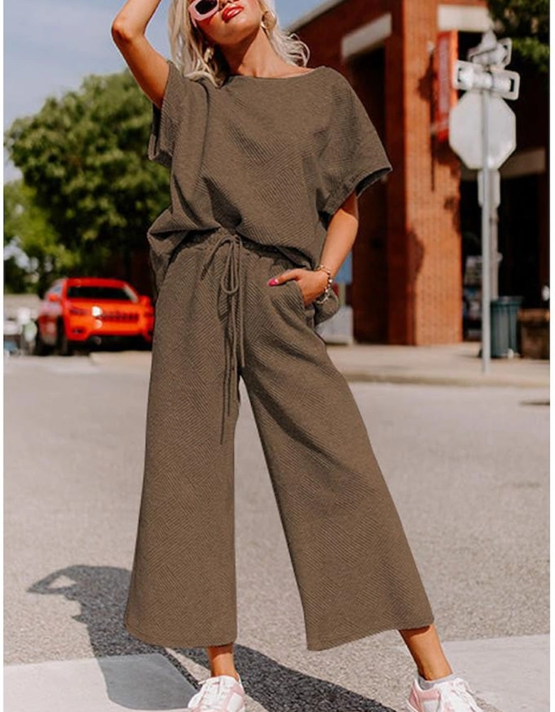Brown Textured Loose Fit T Shirt and Drawstring Pants Set