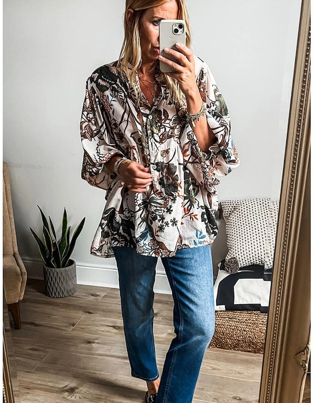 White Floral Print Balloon Sleeves Button Up Loose Casual Shirt