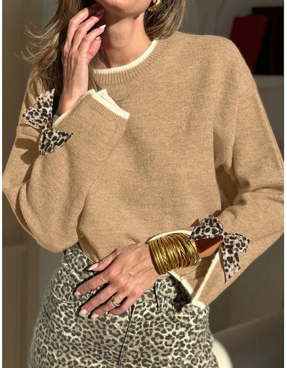 Tan Leopard Bow Decor Split Cuff Contrast Trim Sweater
