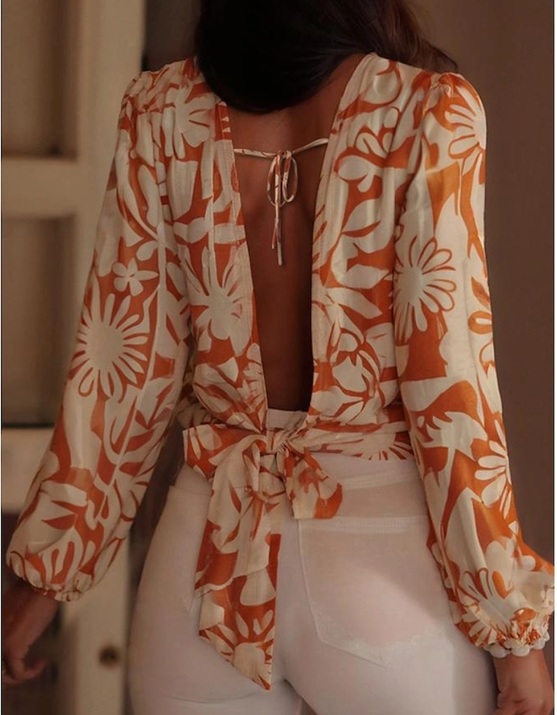 Orange Floral Print Knotted Open Back Long Sleeve Blouse