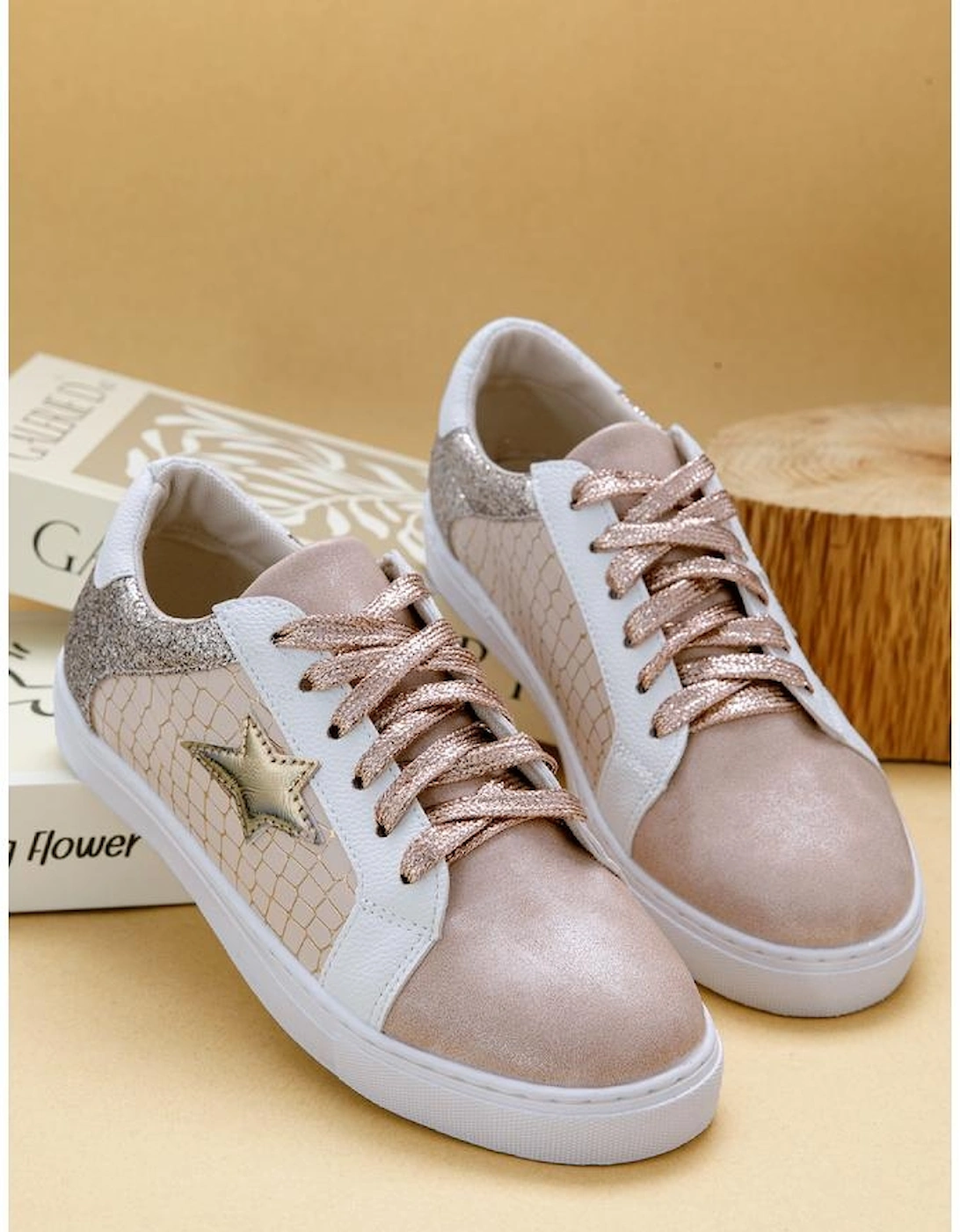 Gold Glitter Star Patchwork PU Leather Lace-up Sneakers
