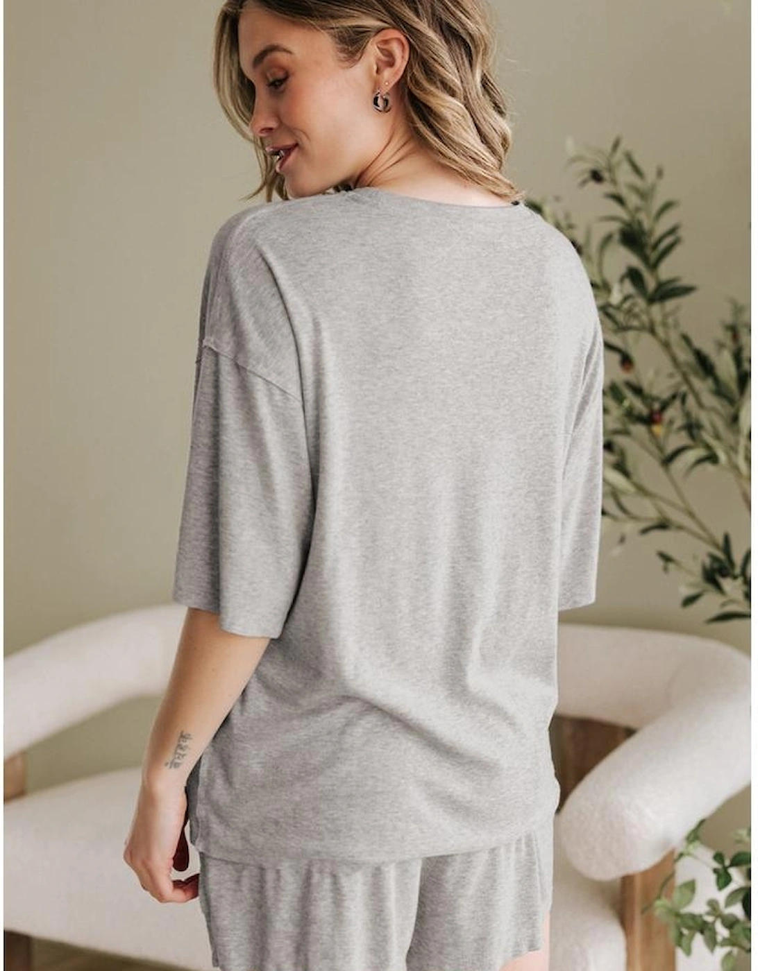 Gray Western Pattern Patched Half Sleeve Tee and Pocketed Shorts Set, 5 of 4