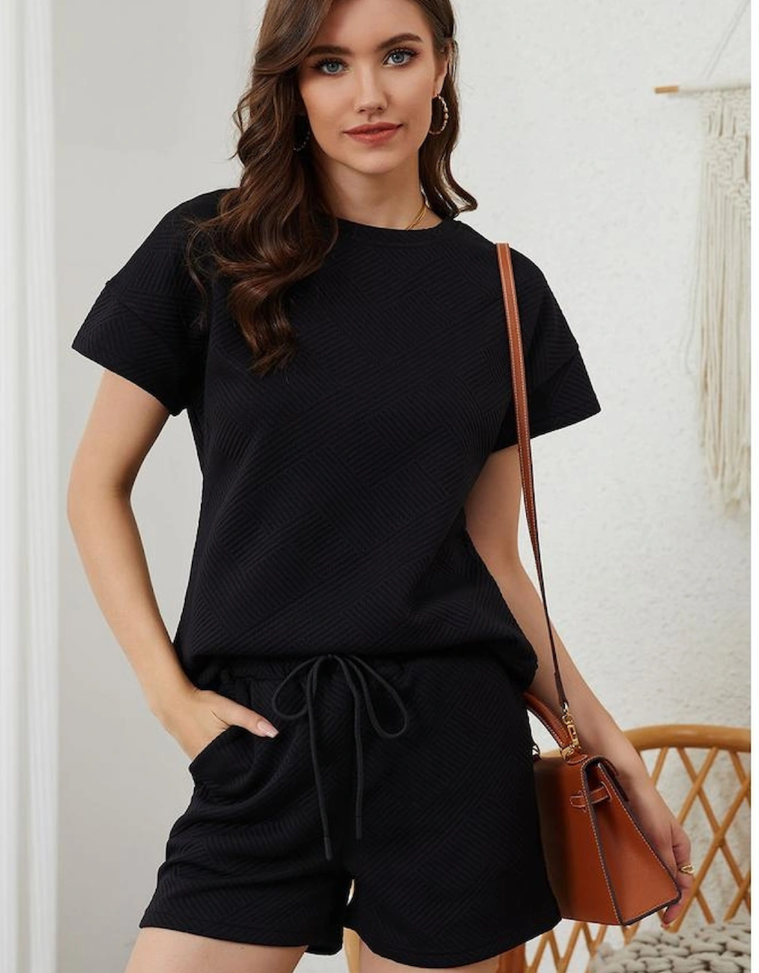 Black 2pcs Solid Textured Drawstring Shorts Set