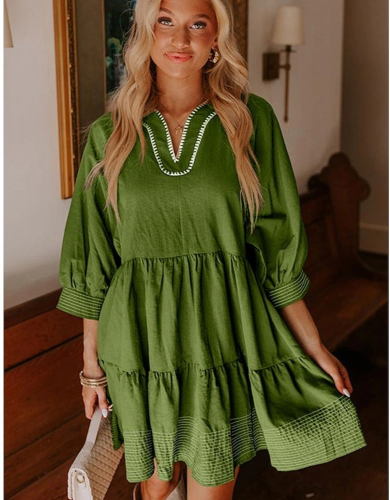 Jungle Green Contrast Stitched V Neck 3/4 Sleeve Tiered Mini Dress