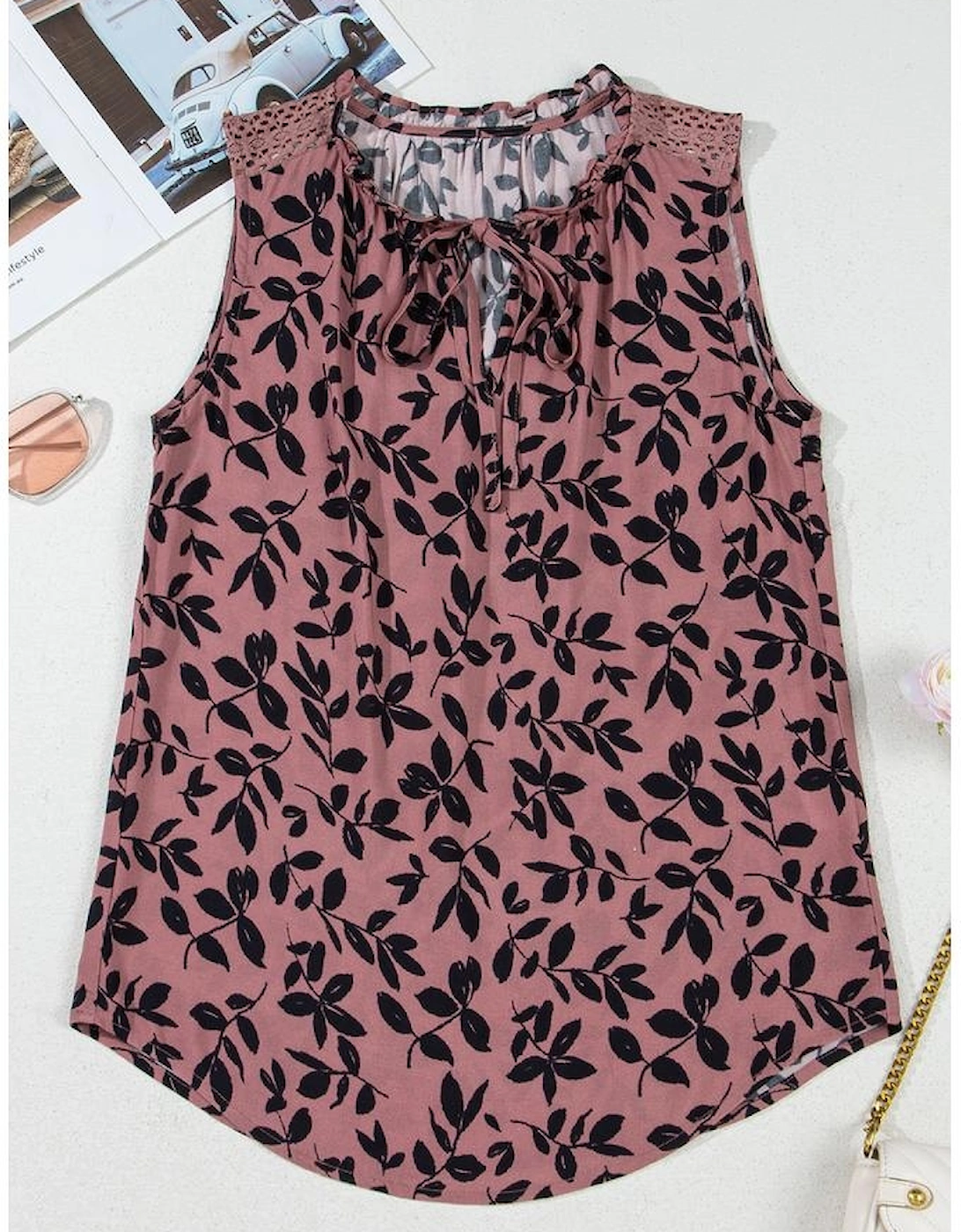 Brown Leaf Print Lace-up V Neck Crinckled Tank Top