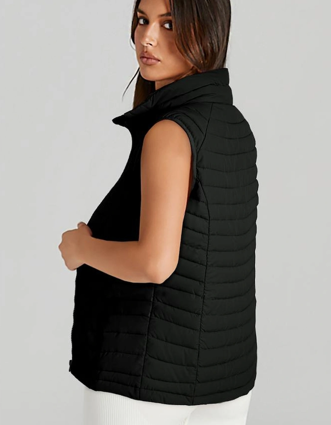 Black Plush Collared Quilted Zipped Puffer Vest