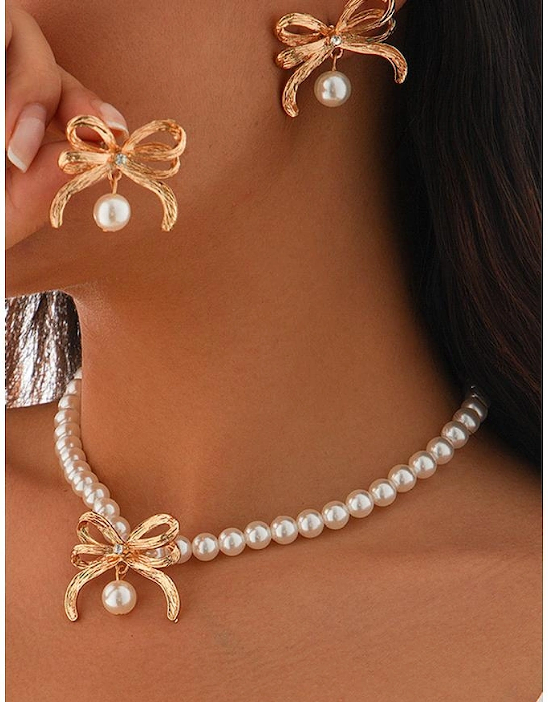 Gold Rhinestone Pearl Bow Decor Plated Necklace and Earrings Set