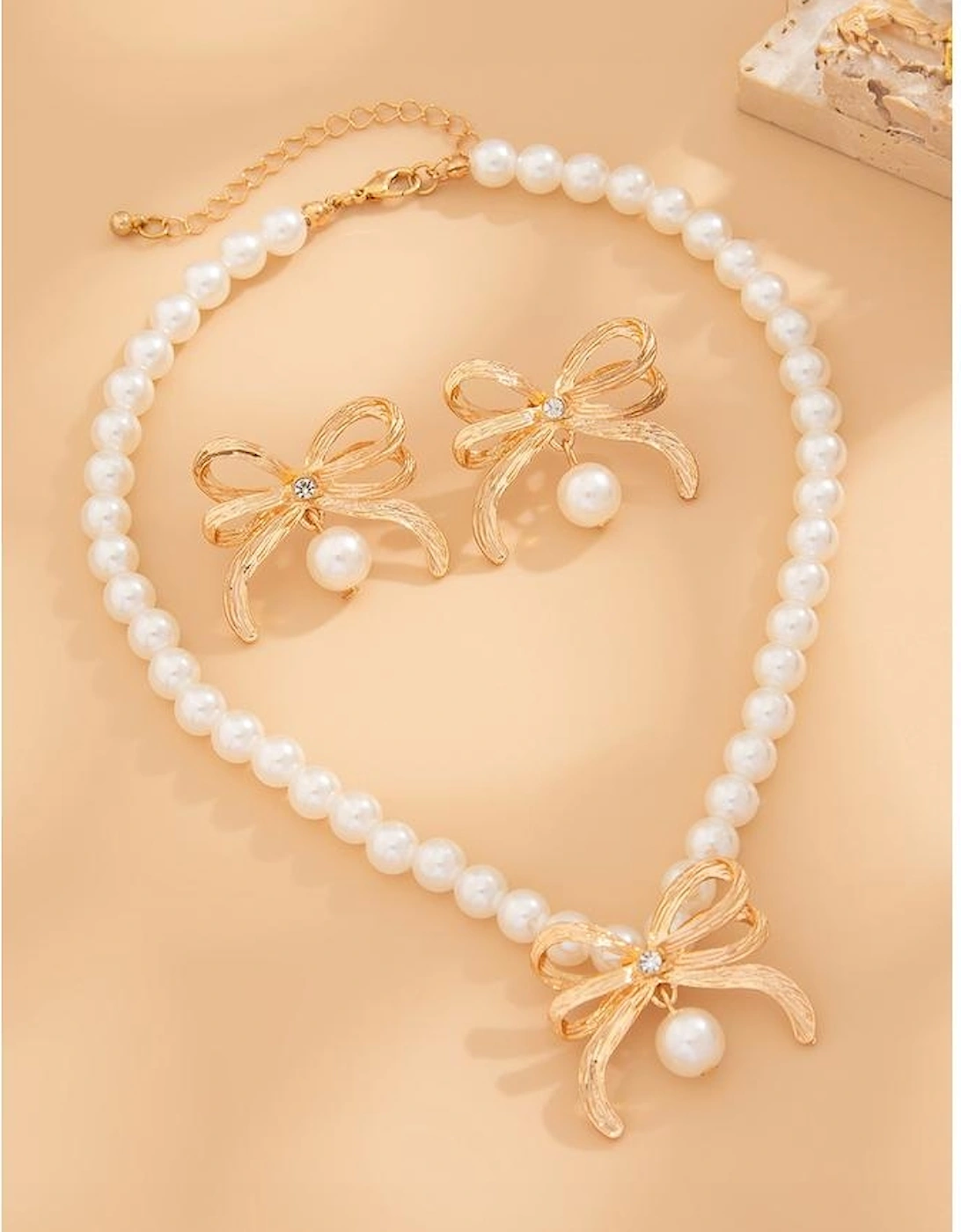 Gold Rhinestone Pearl Bow Decor Plated Necklace and Earrings Set