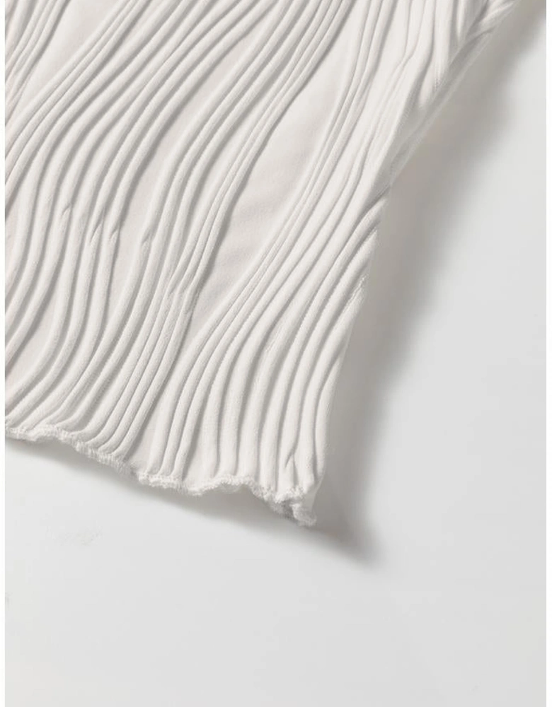 White Solid Color Wavy Textured Round Neck Tank Top