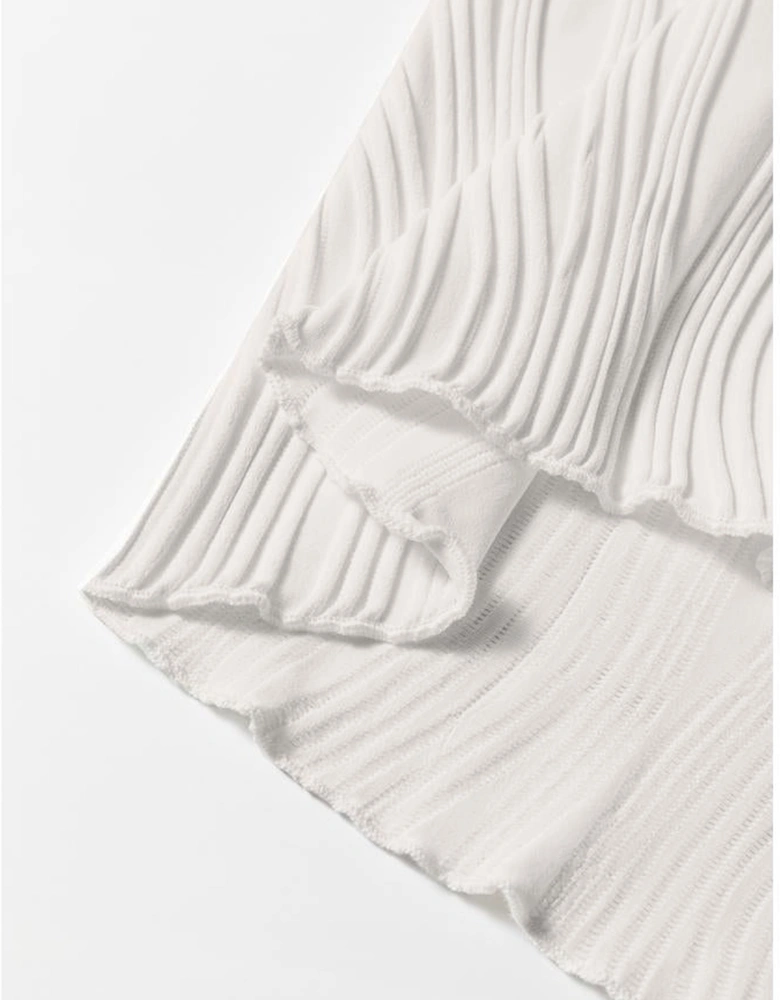 White Solid Color Wavy Textured Round Neck Tank Top