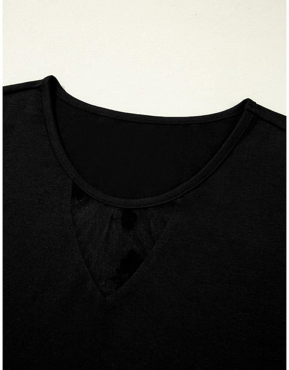 Black Floral Mesh Patchwork Loose V Neck Plus Size T Shirt