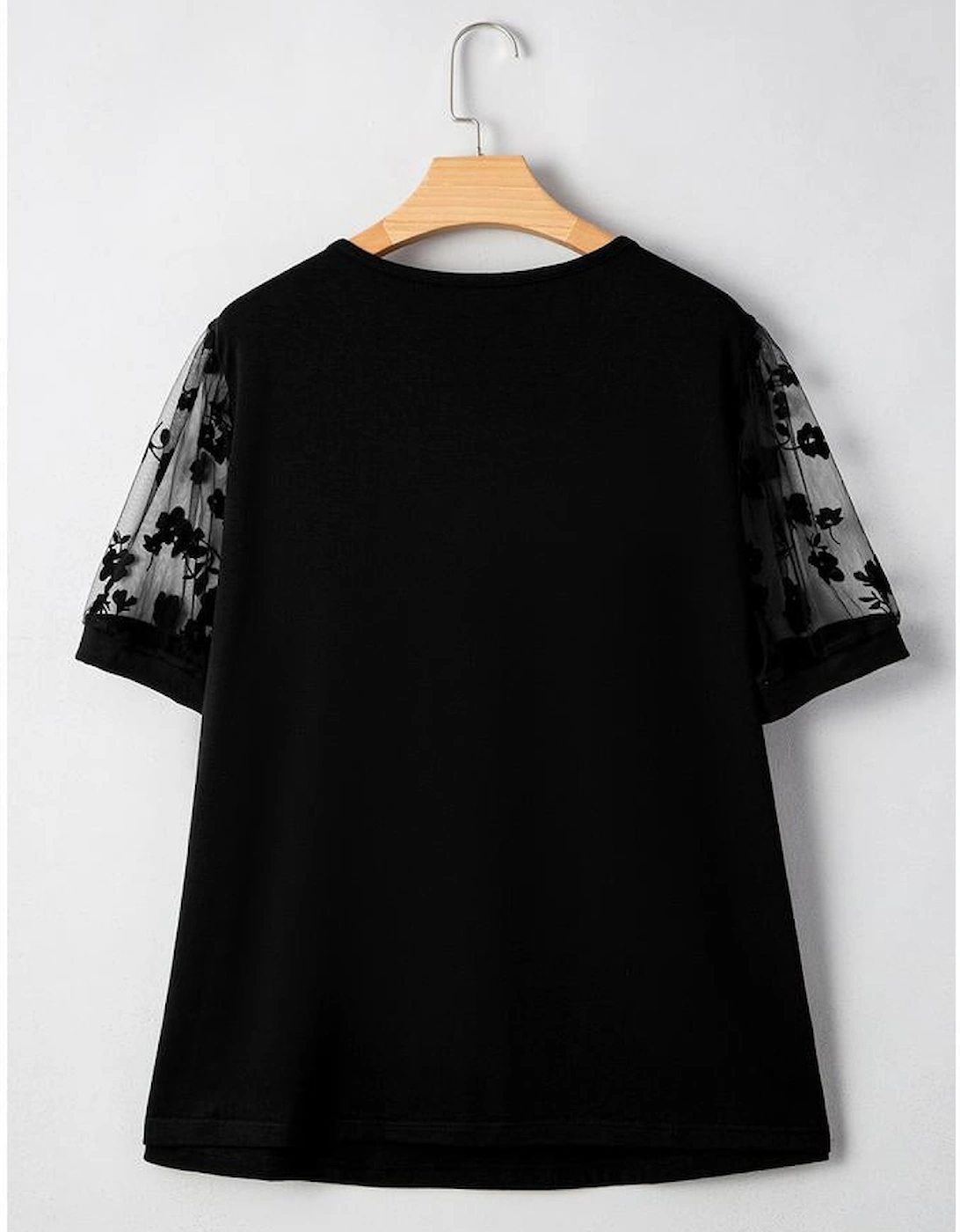 Black Floral Mesh Patchwork Loose V Neck Plus Size T Shirt