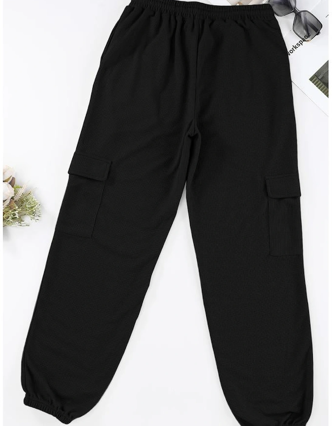 Black Waffle Texture Cargo Pocket Jogger Pants