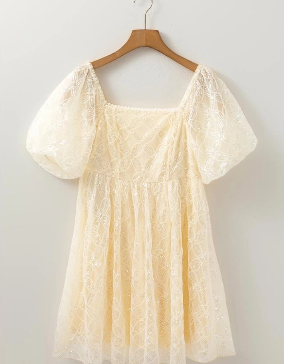 Apricot Sequined Lace Mesh Bubble Sleeve Square Neck Dress