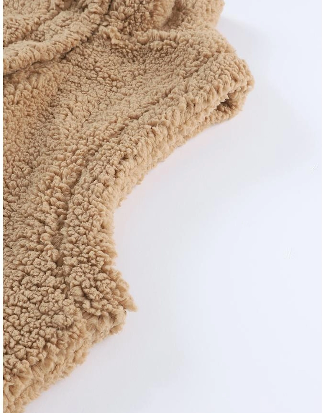 Azura Exchange Women's Cozy Sherpa Vest  Women's Sherpa Vest - Cozy & Warm  Camel Sherpa Vest - Soft and Fuzzy  Azura Exchange Sherpa Vest - Casual Style