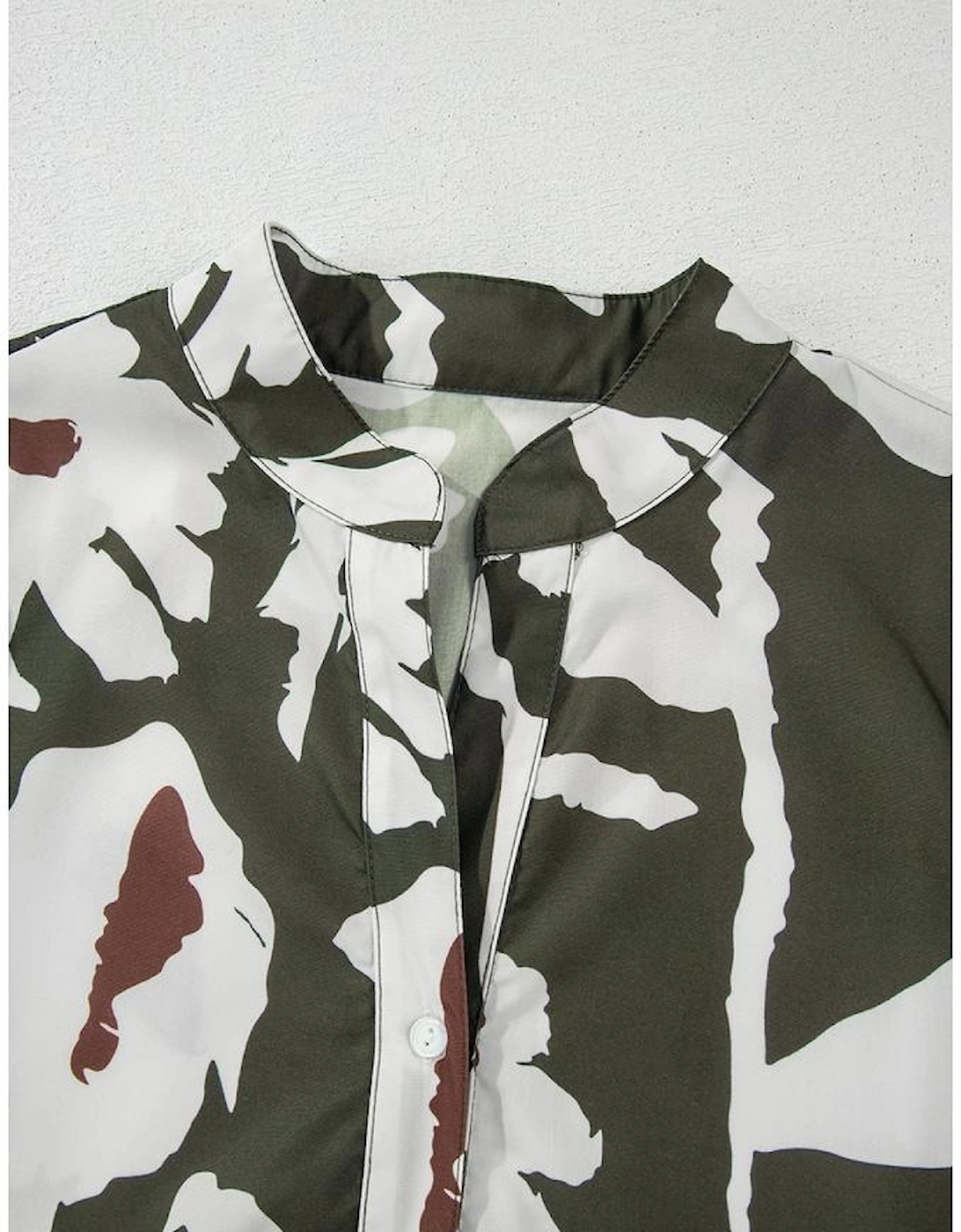 Four Leaf Clover Abstract Floral Print Puff Sleeve Half Button Blouse