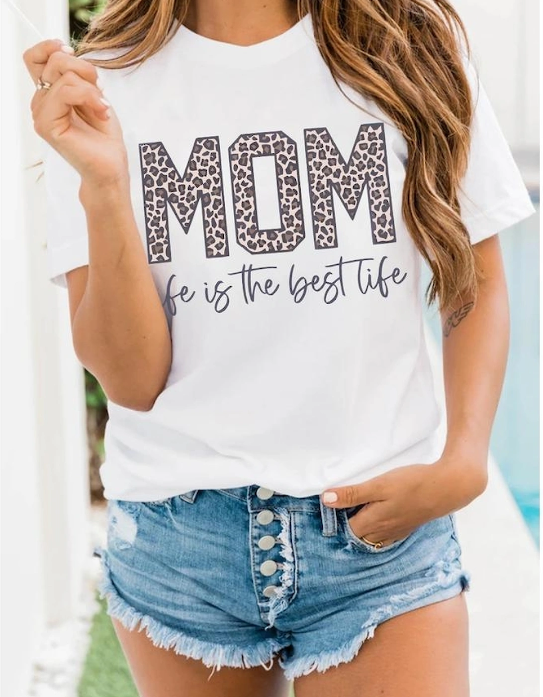 White MOM life is the best life Graphic T Shirt