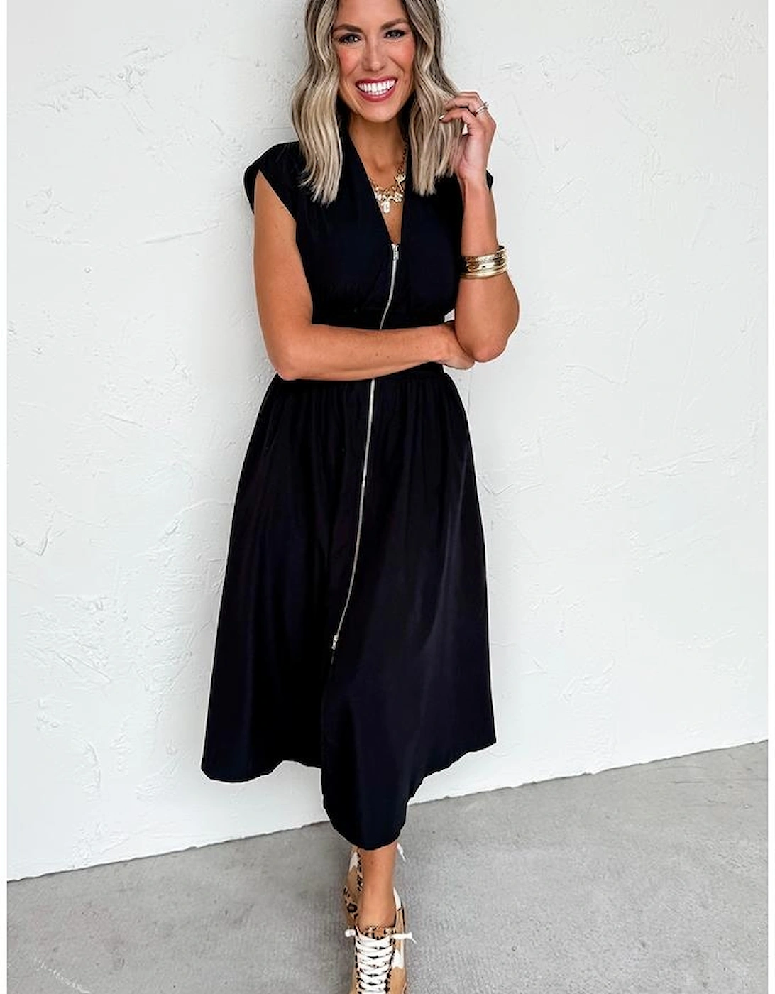 Black Sleeveless Zipped Front V Neck Shirred Waist Maxi Dress