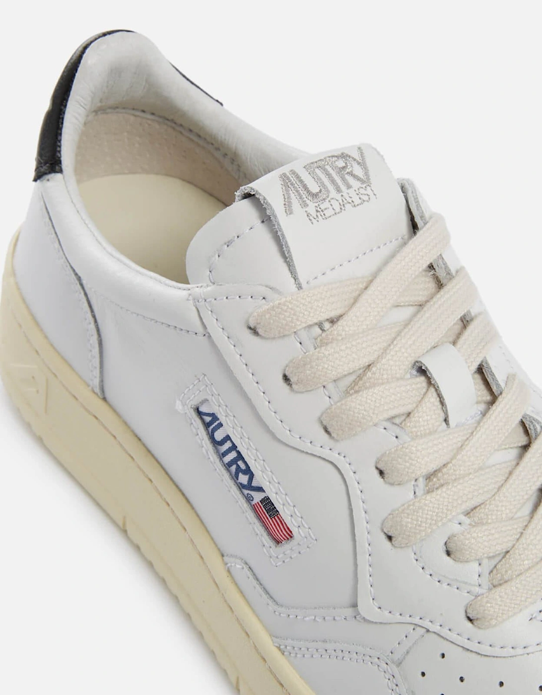 Medalist Leather Court Trainers