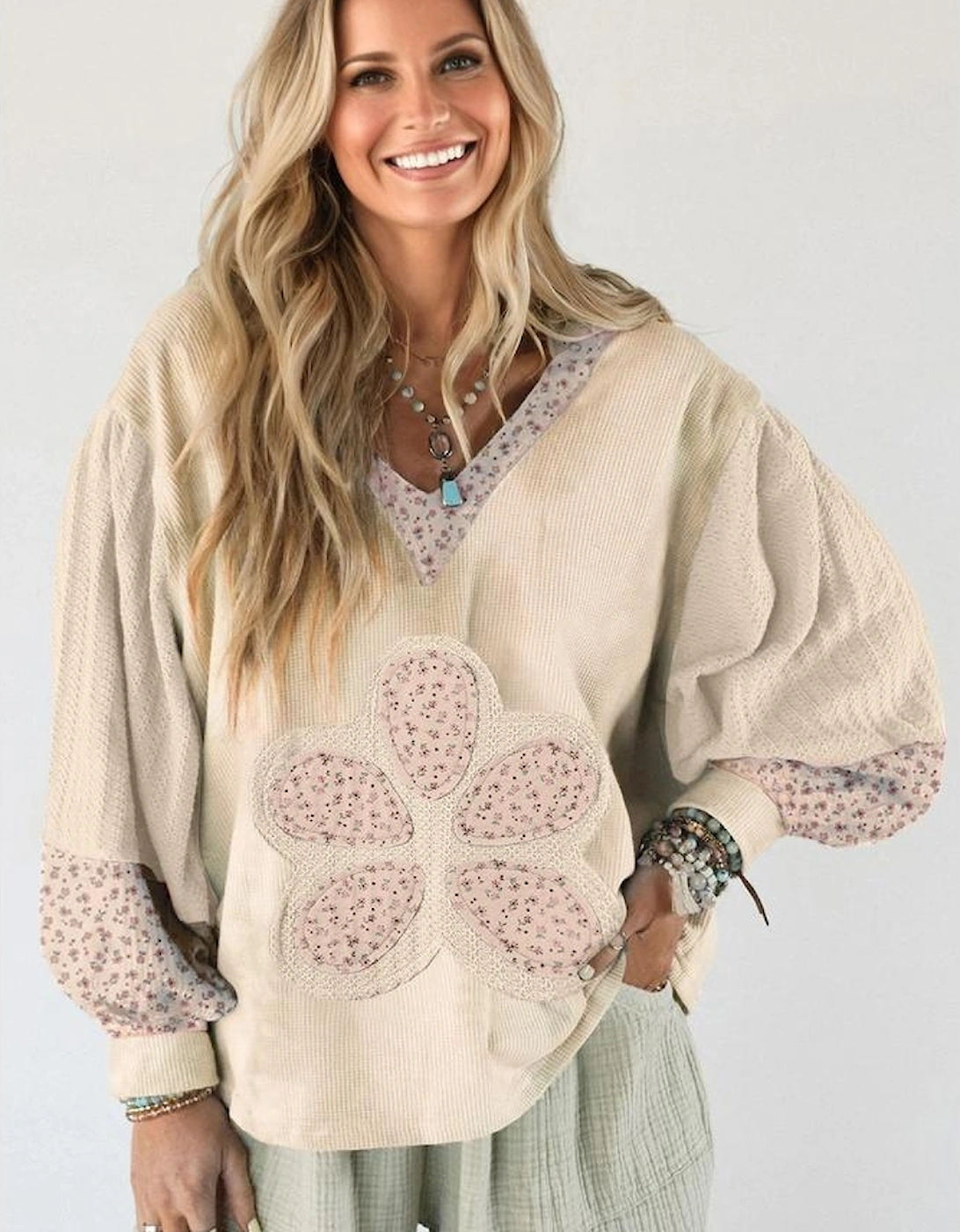 Beige Floral Patched Waffle Textured Colorblock V Neck Casual Hooded Top