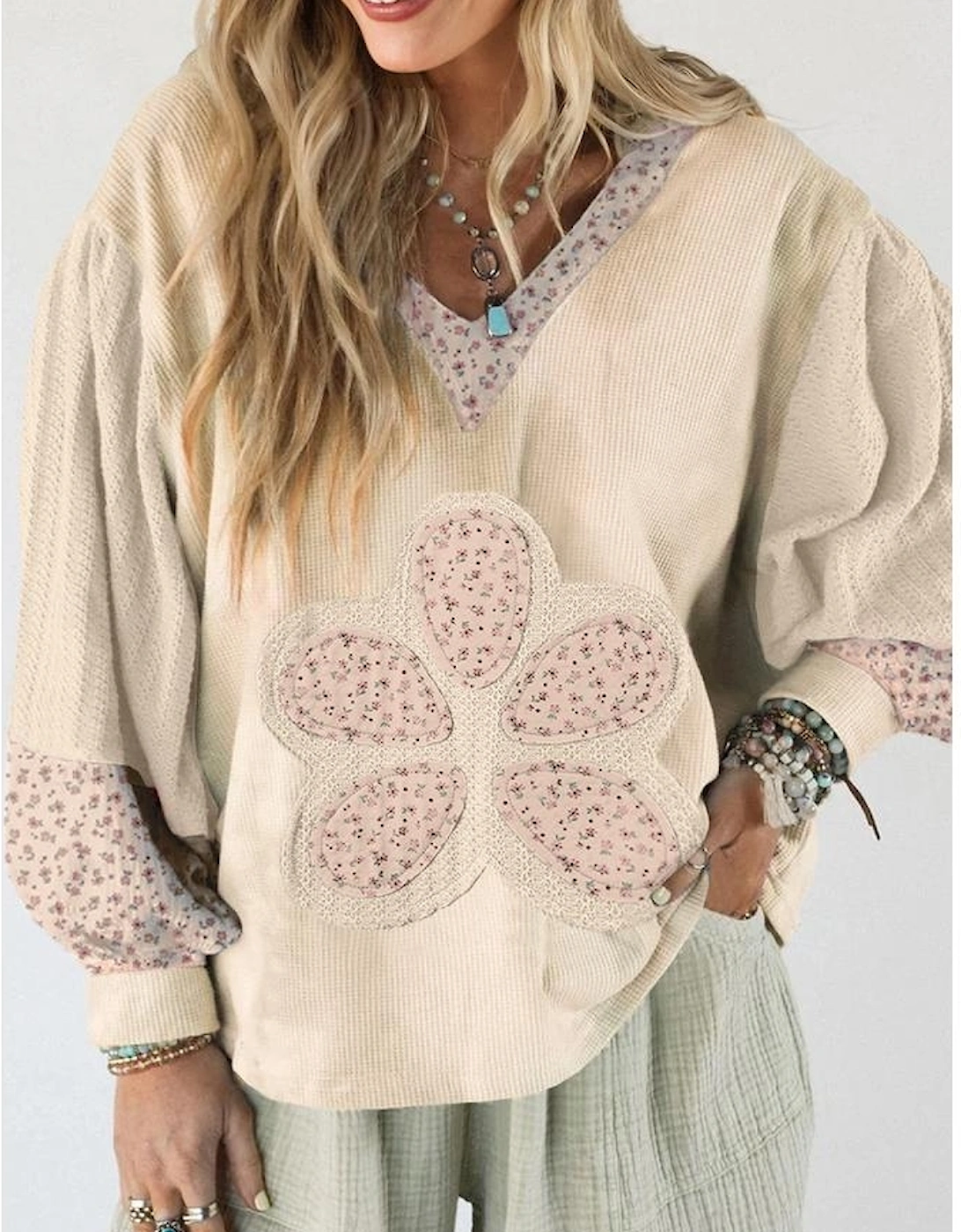 Beige Floral Patched Waffle Textured Colorblock V Neck Casual Hooded Top